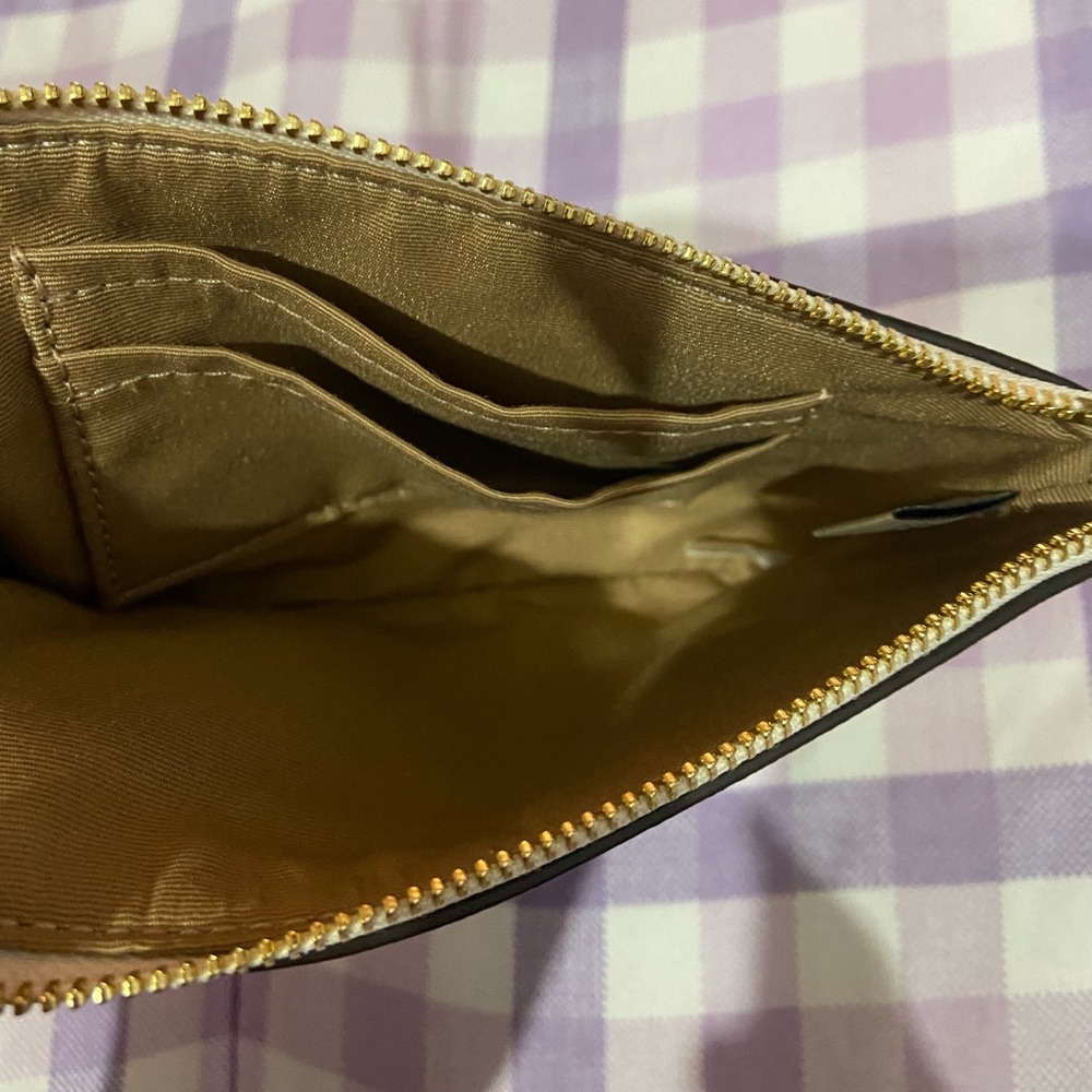 Wristlet - Picture 5 of 6